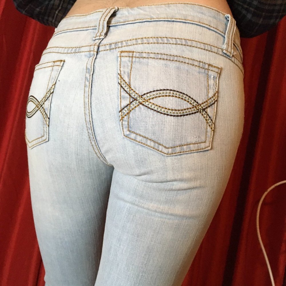 *SOLD* BONGO Bootcut Jeans
